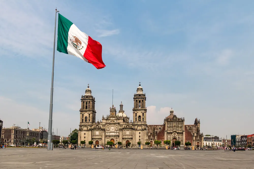 Imagem de capa do artigo PONTOS TURÍSTICOS DO MÉXICO: 6 LUGARES IMPERDÍVEIS PARA TREINAR ESPANHOL