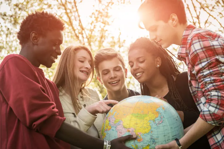 Imagem de capa do artigo YÁZIGI TRAVEL: UM DIFERENCIAL PARA O SEU ENSINO DE IDIOMAS