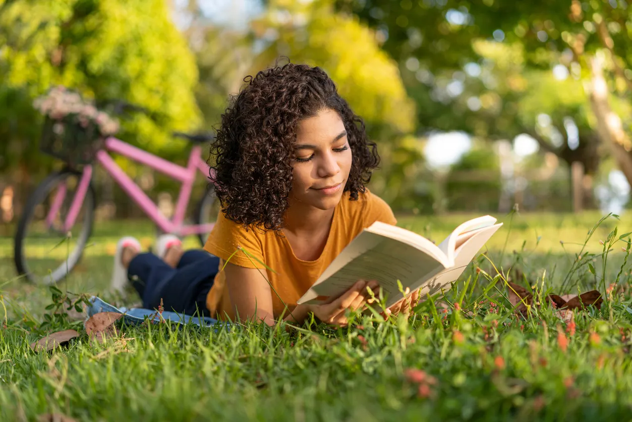 Imagem de capa do artigo MELHORES LIVROS PARA LER EM INGLÊS EM 2026