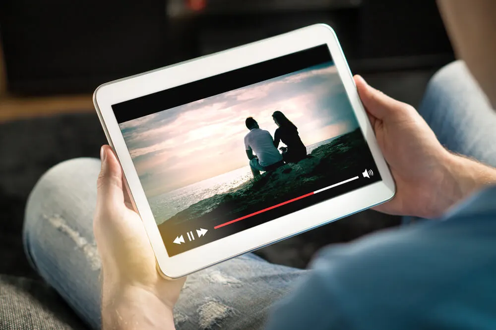 Imagem de capa do artigo YOUTUBERS GRINGOS PARA ASSISTIR E APRENDER DIFERENTES SOTAQUES EM INGLÊS
