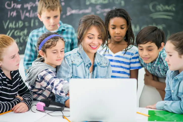 Imagem de capa do artigo METODOLOGIAS INOVADORAS: QUAIS APLICAR NA SUA ESCOLA DE IDIOMAS?