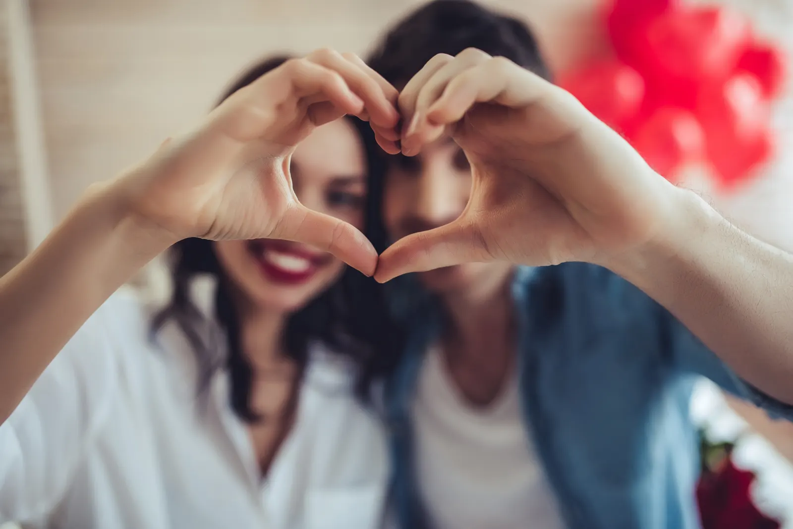 Imagem de capa do artigo ATOS ROMÂNTICOS EM INGLÊS PARA CURTIR O VALENTINE'S DAY