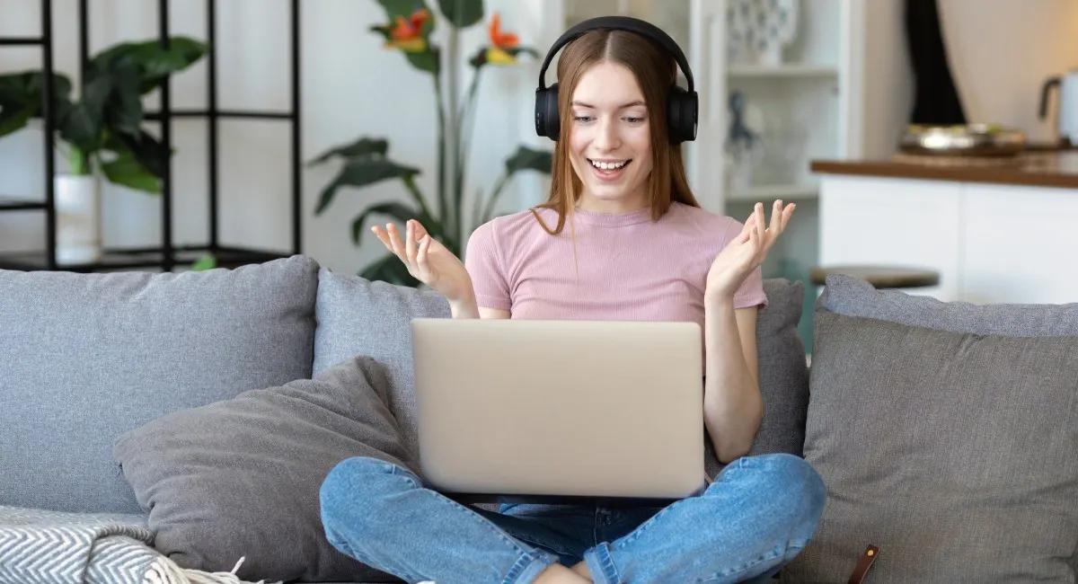Imagem de capa do artigo SOLTE A LÍNGUA! 7 DICAS PARA MELHORAR A PRONÚNCIA EM INGLÊS