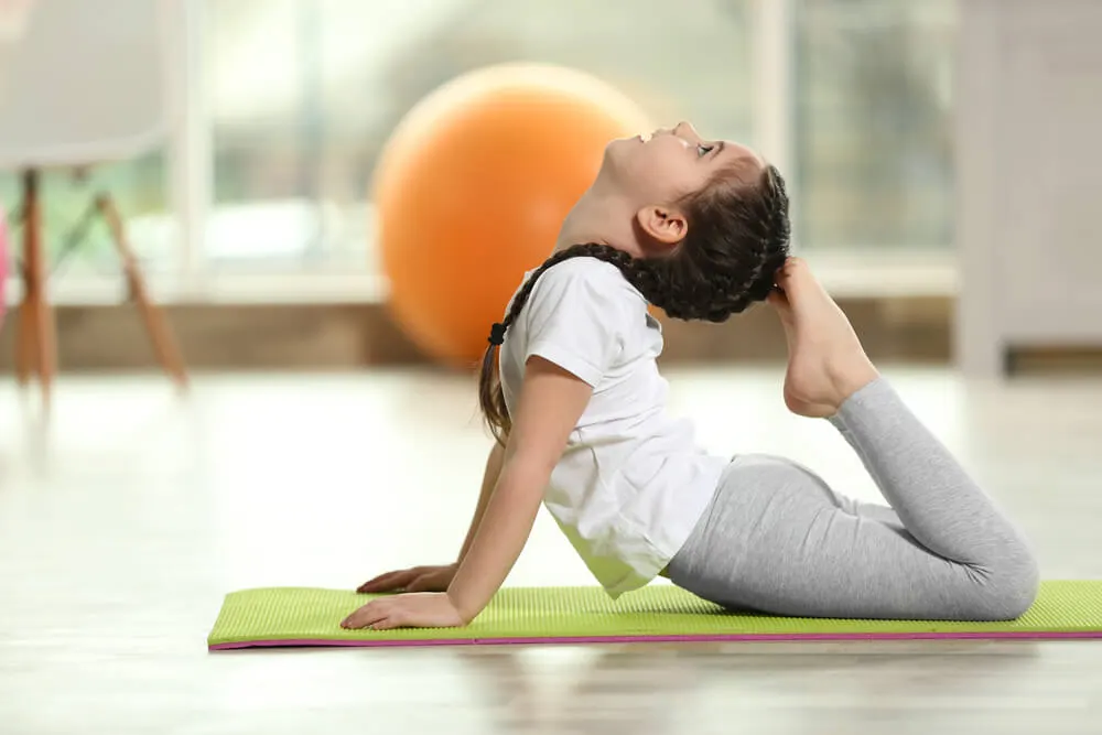Imagem de capa do artigo YOGA PARA CRIANÇAS: QUAIS OS BENEFÍCIOS?