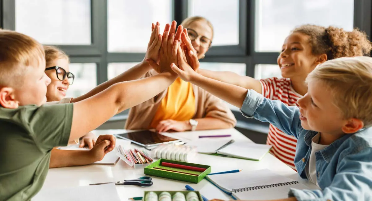 Imagem de capa do artigo 5 ESTRATÉGIAS PARA PROPORCIONAR UM DESENVOLVIMENTO EMOCIONAL NOS ALUNOS